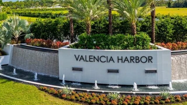 valencia harbor